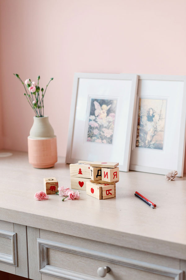 莫斯科彩色家庭公寓设计-22