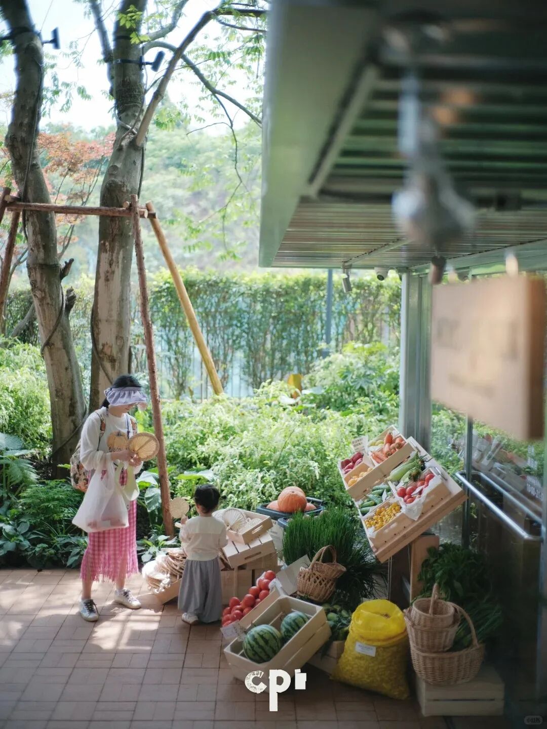 消费降级下，“有料、有趣、有温度”的公园式商业正在占据非标商业的“c位”！|和桥-40