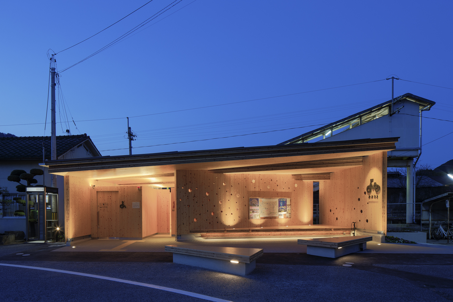 KITERASU Model CLT Building at Kuse Station  ofa-39