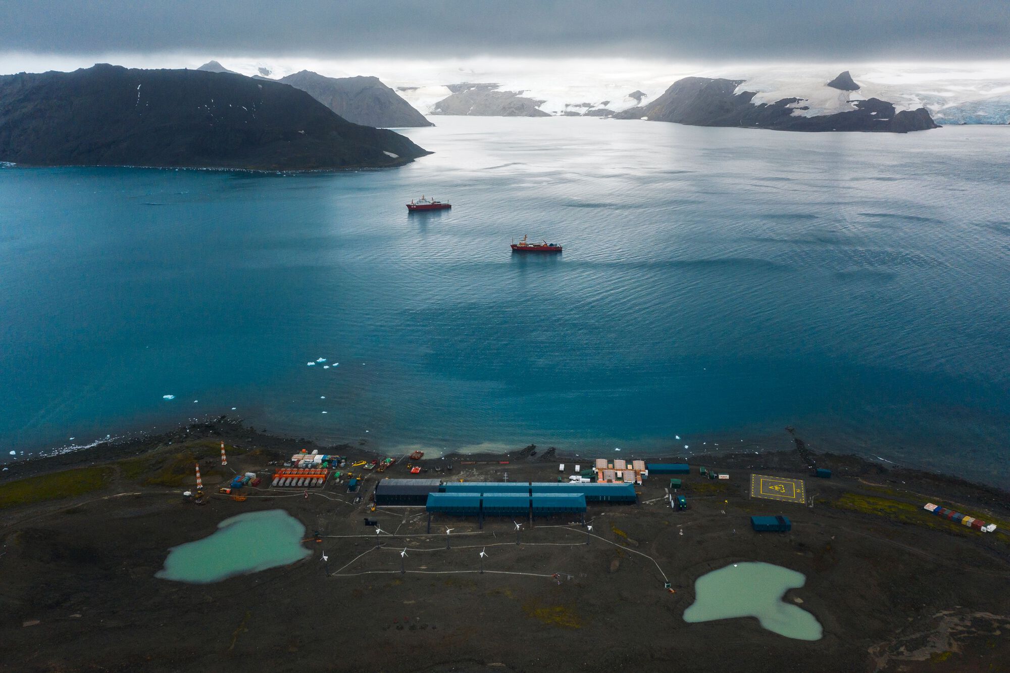 Comandante Ferraz Antarctic Station / Studio 41-48