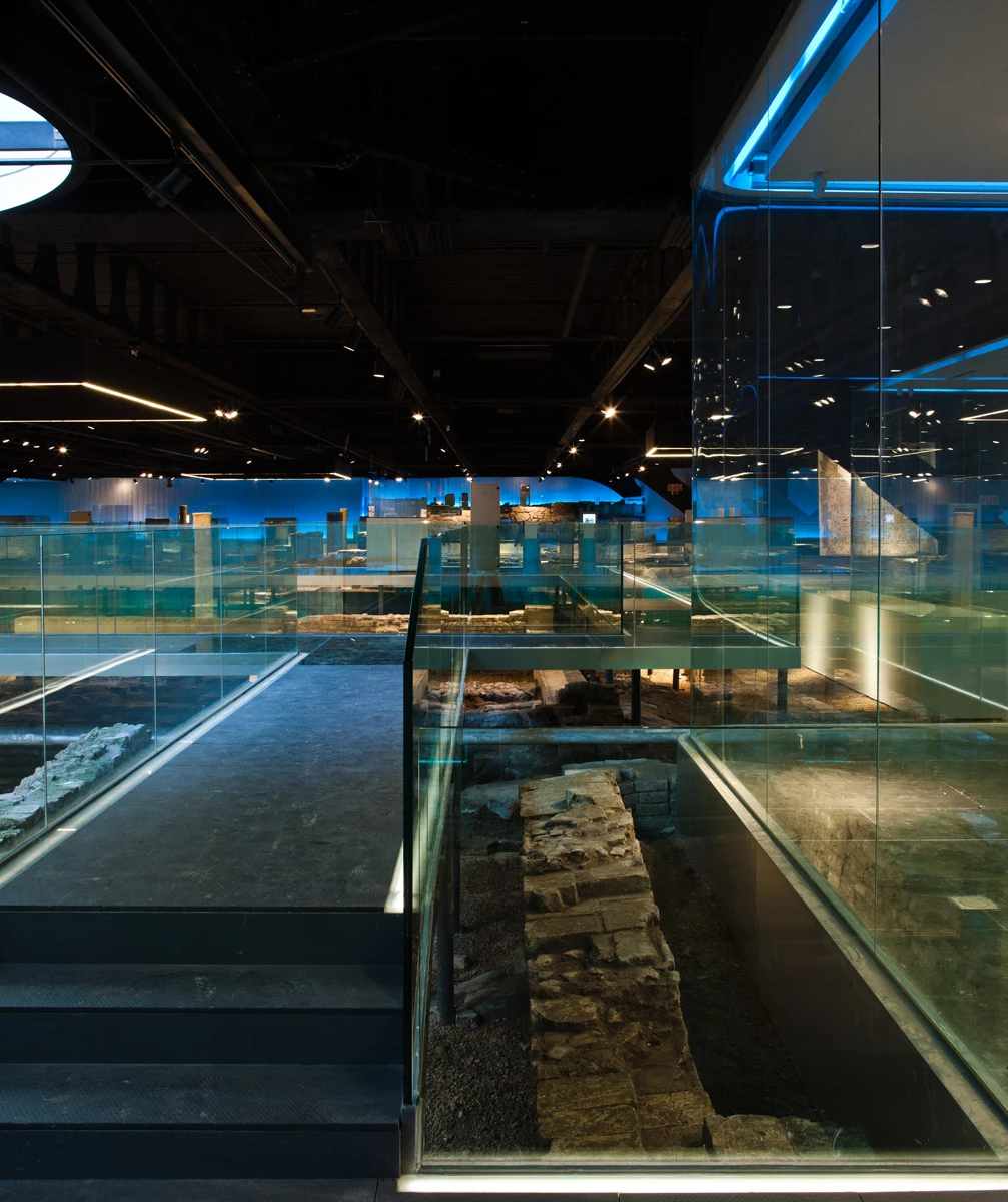 西班牙塞维利亚地下考古博物馆·“无界空间”的创意设计-23