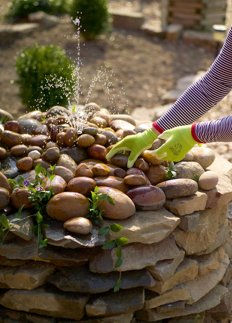 自制私家别墅瀑布-17