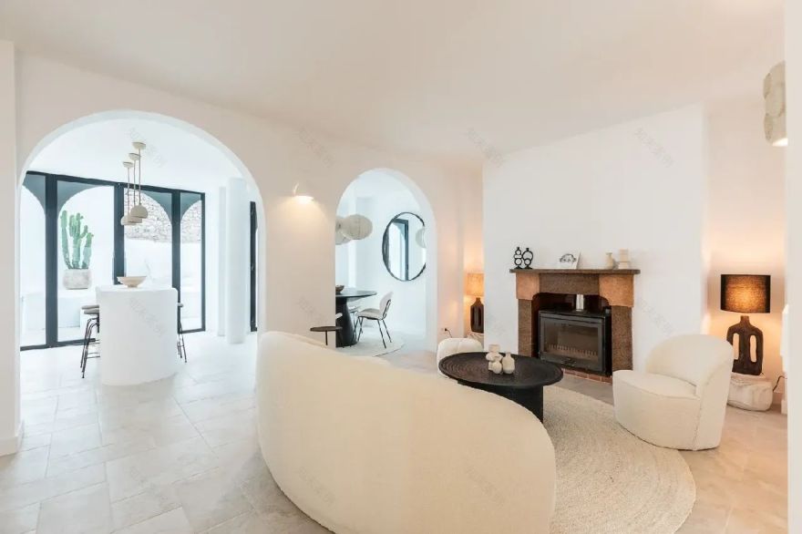 极简奶油风,宁静的理想家丨Anne Guinault-9