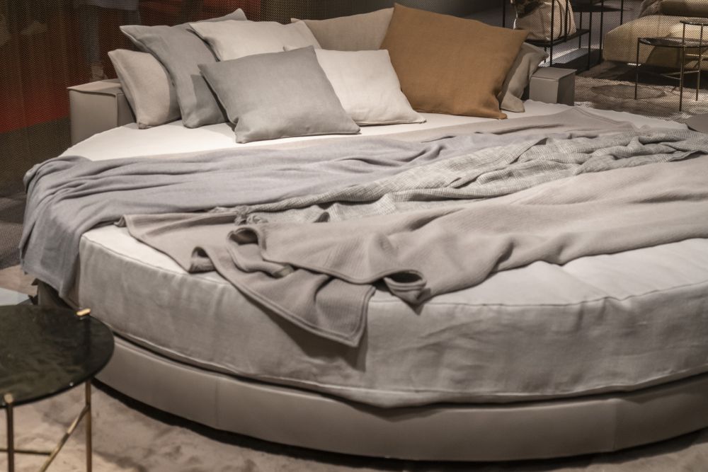 From Wild Styles to Luxe Accents, Cool Furniture to Change Your Look-17