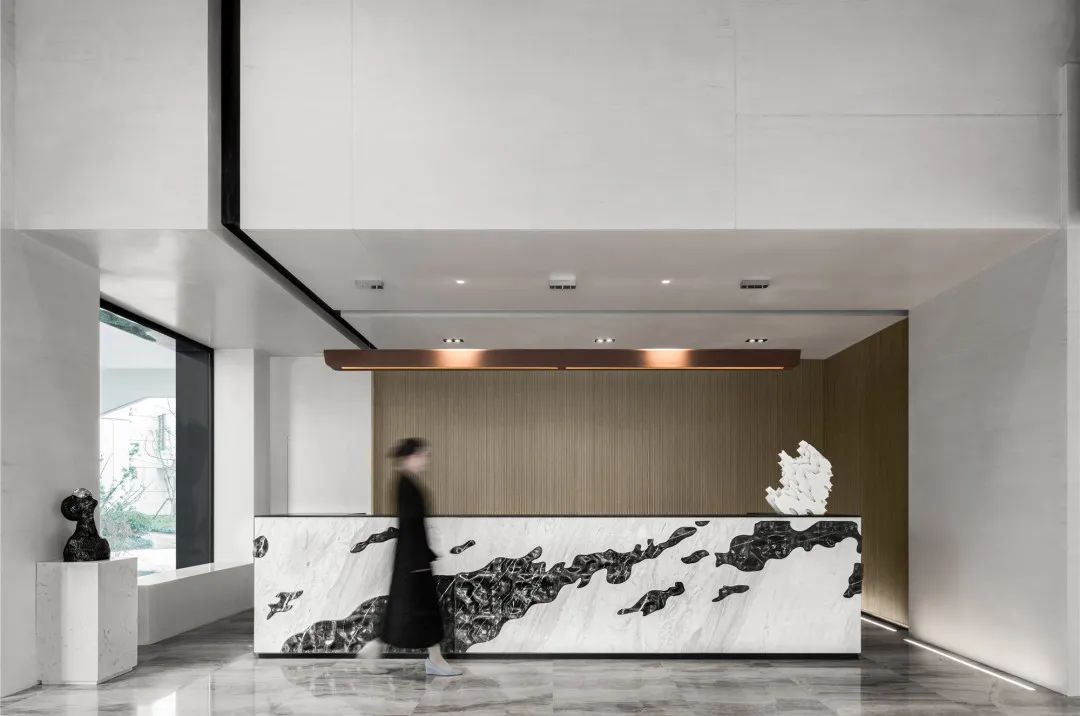 金碧雅居·麓铭府叠拼样板间 | 诗意的空间与生活共鸣-70