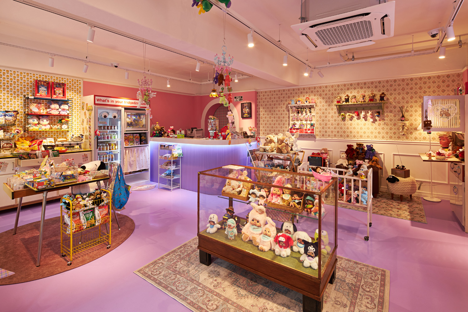 粉色调的宁静空间 | 舒舒熊的 15 平迷你商店-3