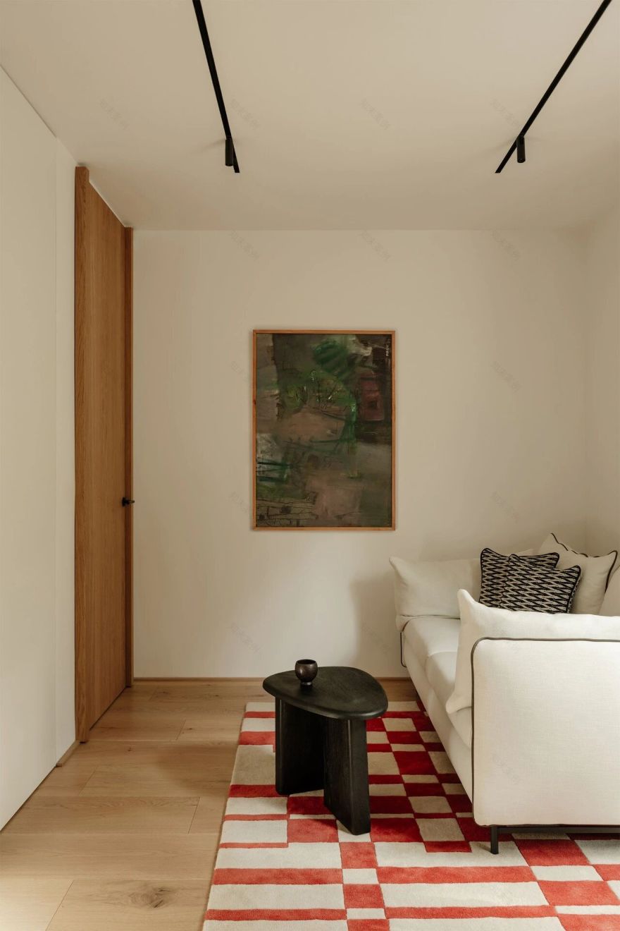 鸸鹋屋(注:EMU是鸸鹋,一种澳大利亚特有的鸟类,若这里的EMU有特殊含义,请提供更多背景信息以确保准确翻译) 丨华沙的工作室81.WAW-22