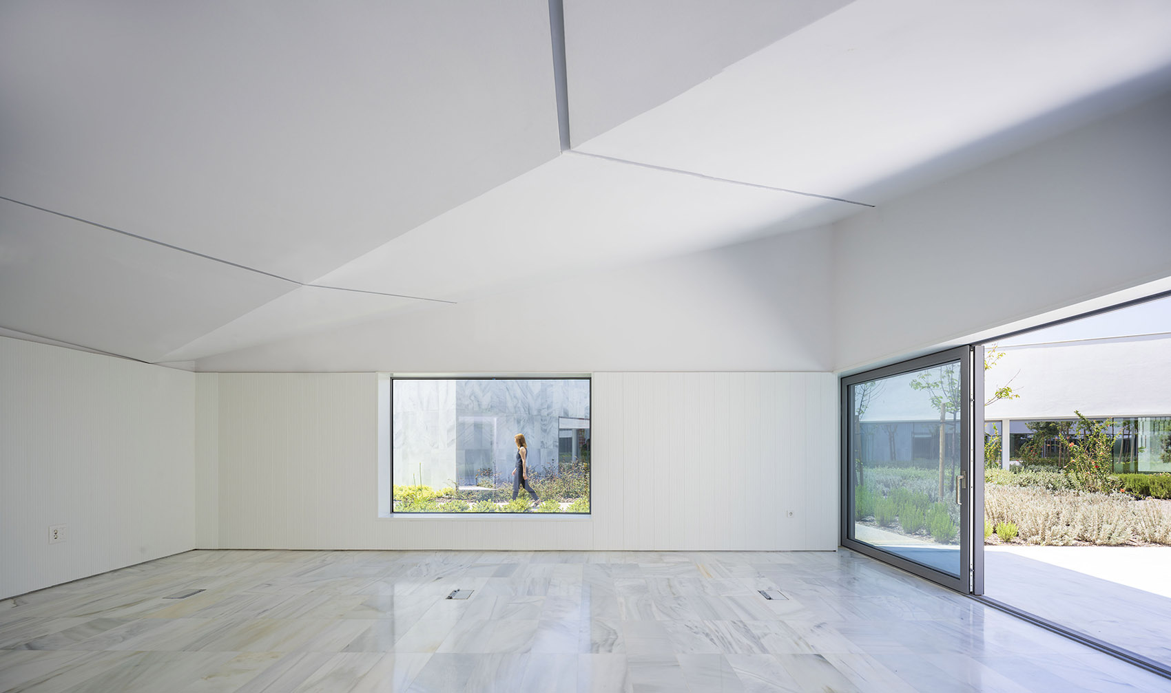 马拉加大学总部及礼堂丨西班牙马拉加丨Alcolea+Tárrago Arquitectos-38