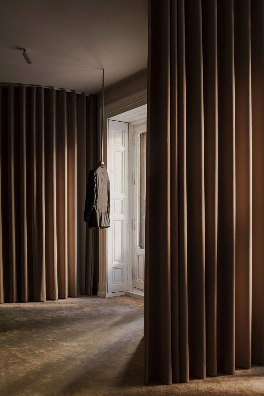 Bund 马德里旗舰店丨西班牙马德里-18