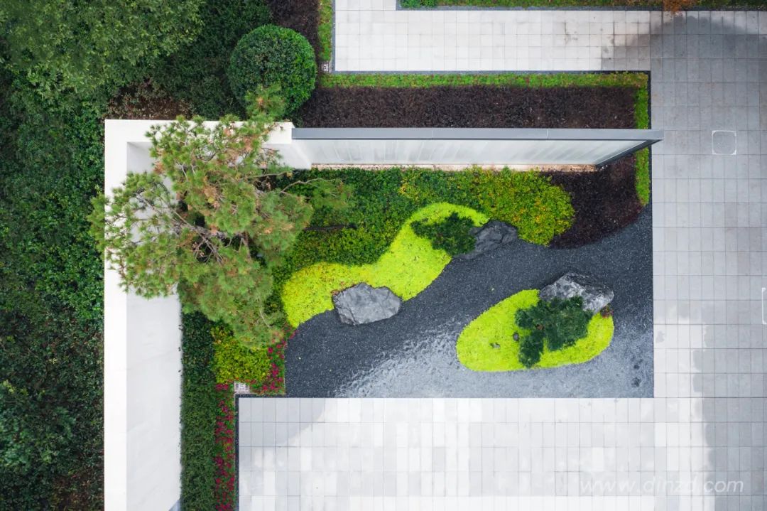 楚天都市润园销售中心丨中国荆州丨典时设计-5