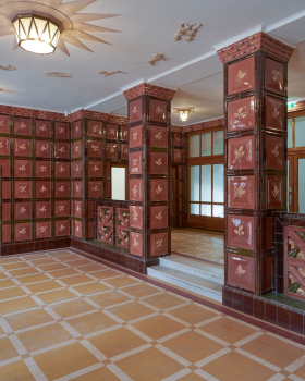 Gersthof Model School Renovation and Conversion / Franz&Sue