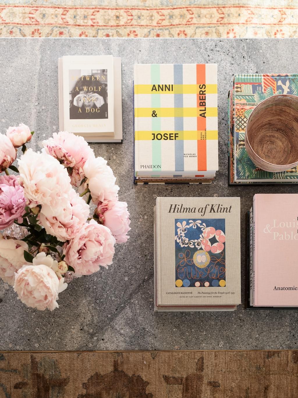 湖景别墅（注：House一般指独立式住宅，别墅较为贴合，若具体情境中更强调普通房屋，也可译为湖景房屋 ，但按照常规理解这里用湖景别墅更合适） 丨Arent&Pyke-17