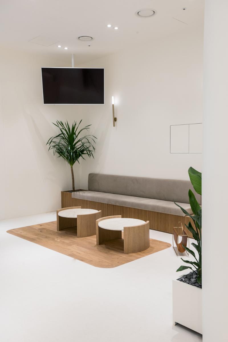 简约现代 43 平米美容诊所设计-8