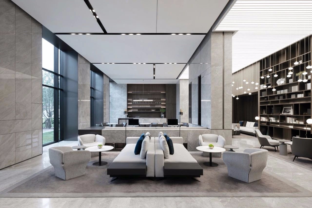 融创哈尔滨四季印象营销中心与样板房 | 东西方文化交融的现代空间设计-18