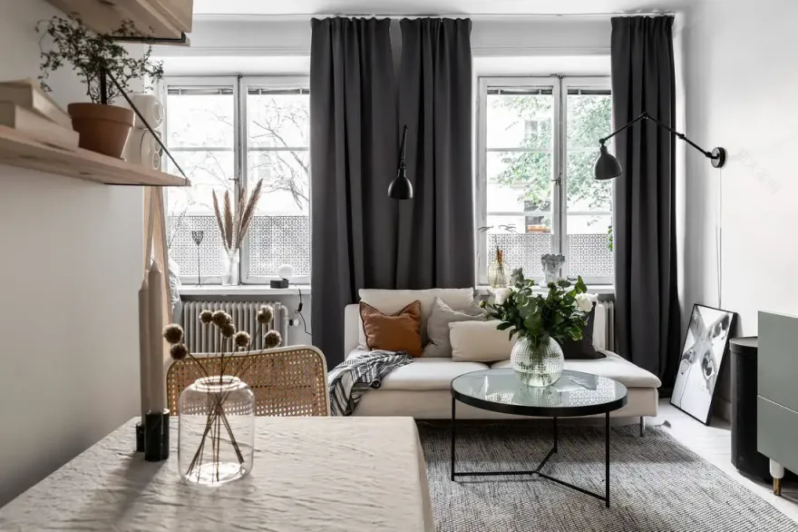 瑞典 31m²studio 的超高床设计-2