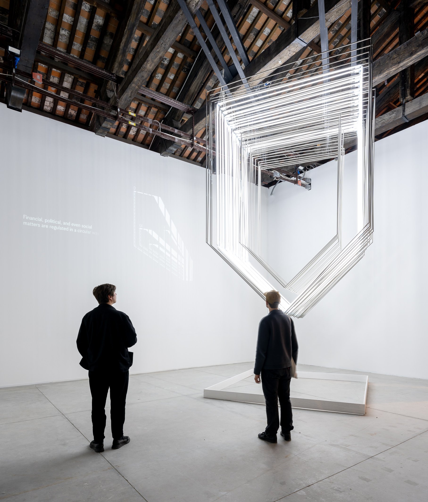 超越丨意大利丨Poliksen QorriDragaj-3