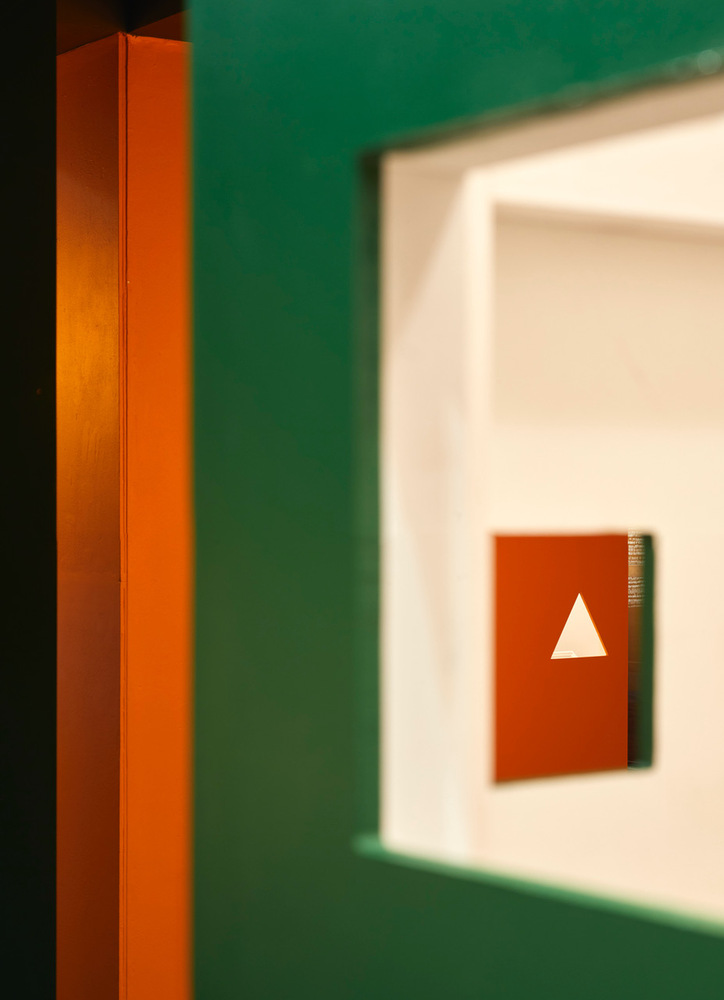 穿越时空的透明迷宫·Beyond Bauhaus 展览设计-34