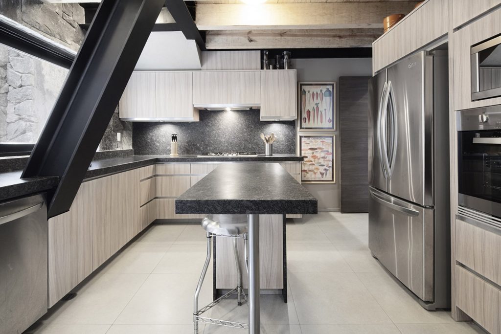 墨西哥两层现代住宅设计-29