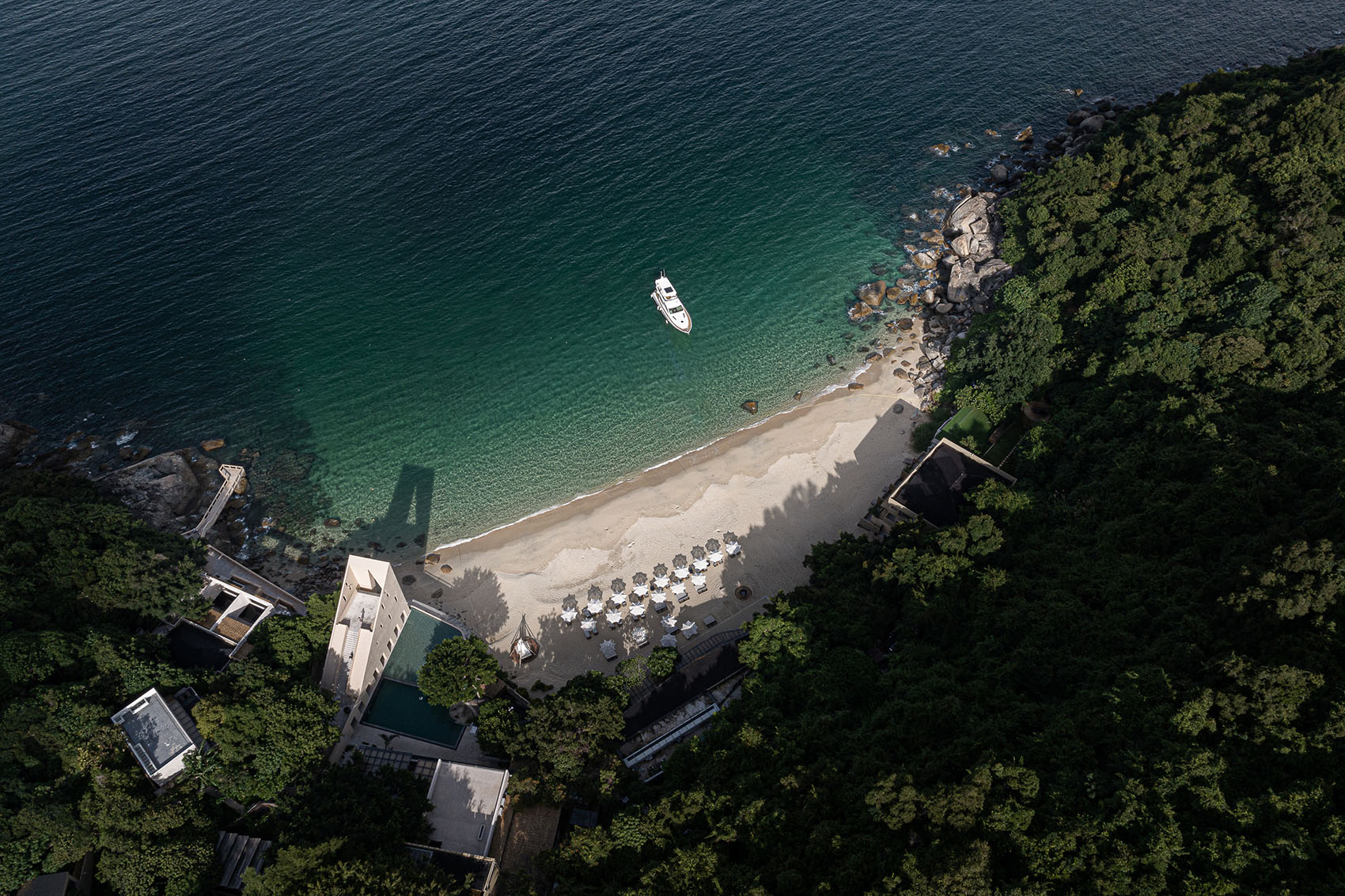 苫也·柚柑湾避世度假酒店之礼堂丨中国深圳丨蜚声设计(深圳)有限公司,深圳市黑石建筑设计有限公司-4