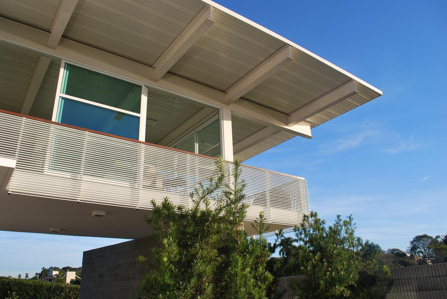 巴西 SC 地区现代住宅，融入自然风光-9