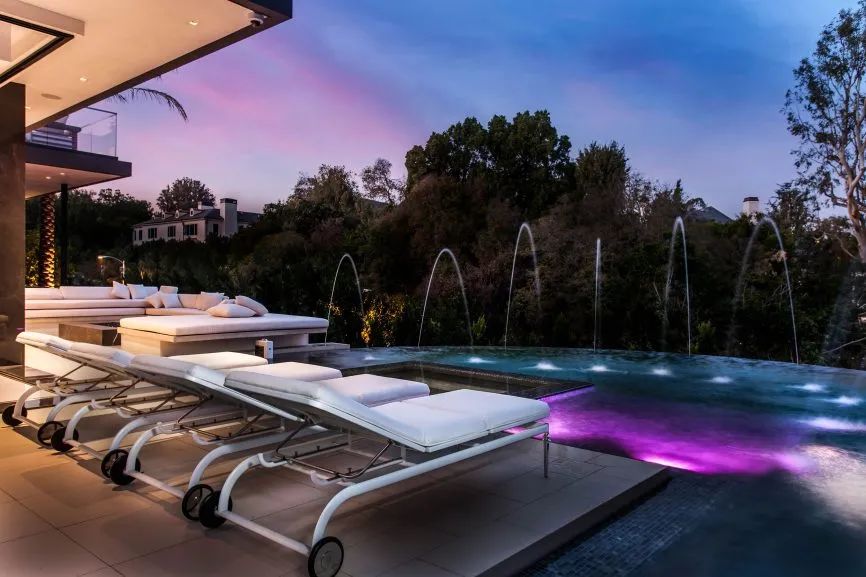 比弗利山庄探秘 | 王思聪、泰勒·斯威夫特等巨星的奢华家居-212