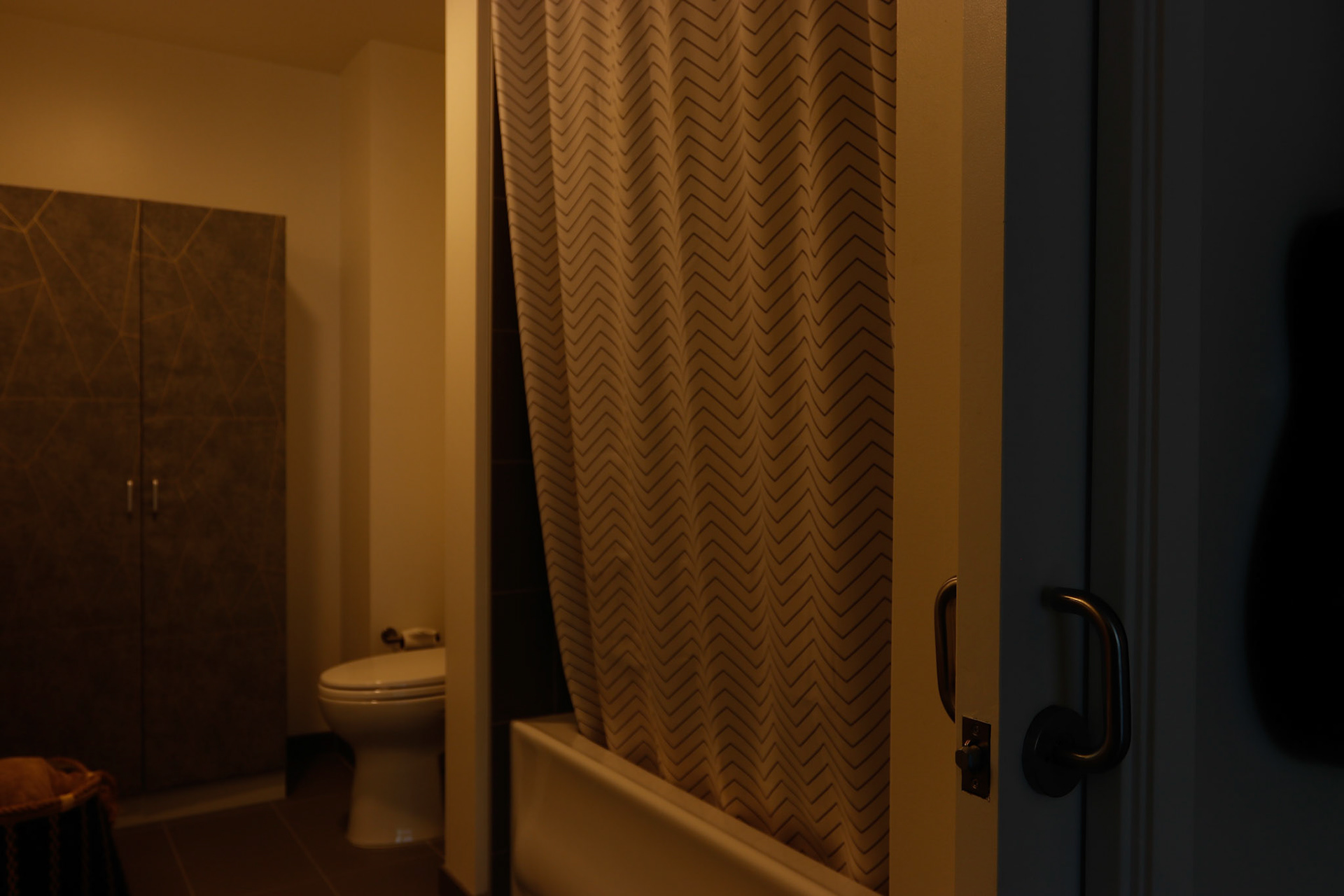 Market St, SF. 94103. AEB 5 Brackets-11