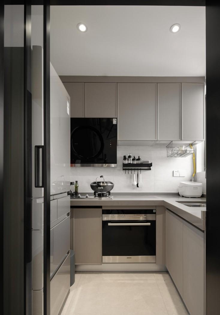 空间魔法师 | 横梁变身为天空之镜的艺术走廊设计-39