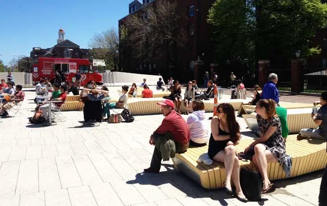 城市公共空间对流浪者的敌意设计丨中国广州-93