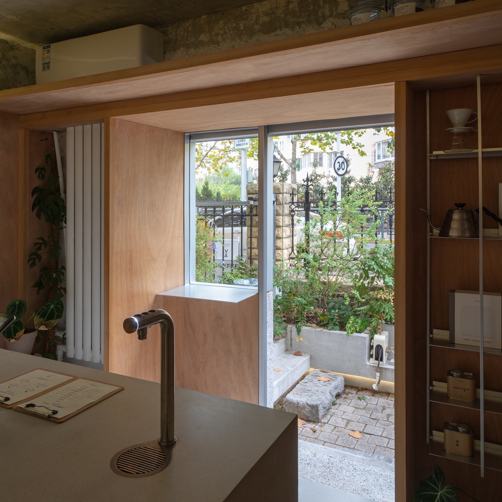 青岛海边的小花园咖啡店-28