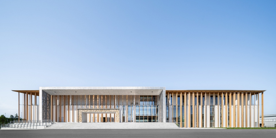 帕多瓦会展中心 | 隈研吾诠释意大利柱廊之美-5