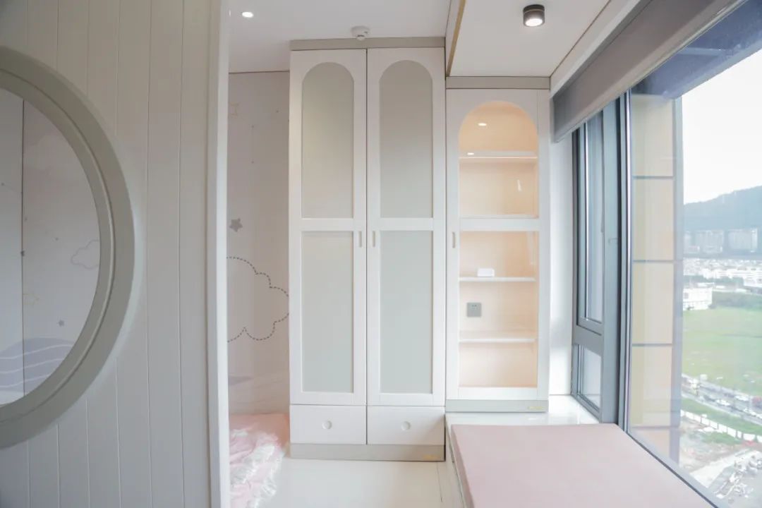 现代简约颐湾府丨深圳东易日盛总部-38