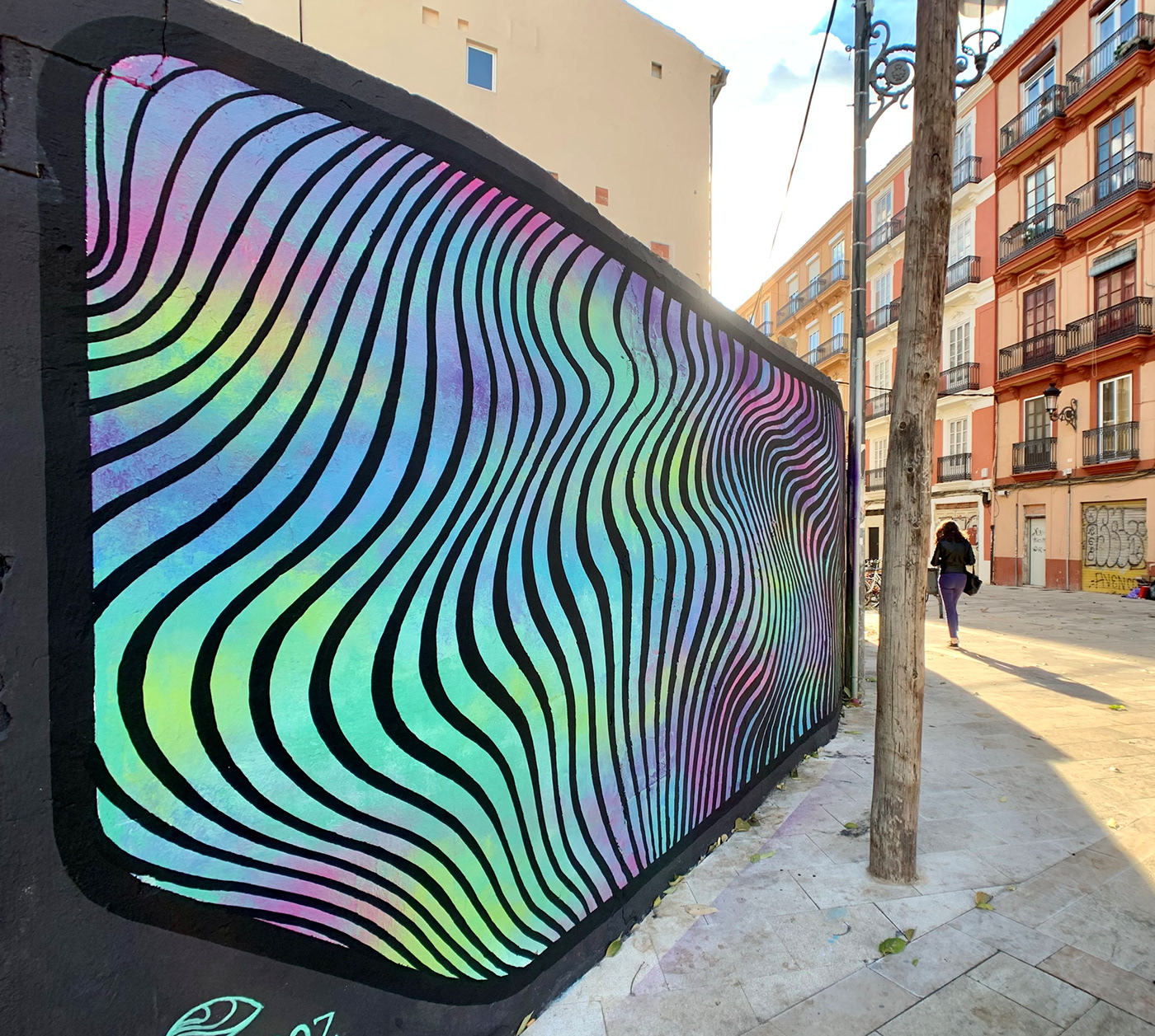 梦幻瓦伦西亚 · Blck Vbrtn 壁画装点圣塞巴斯蒂安广场-2