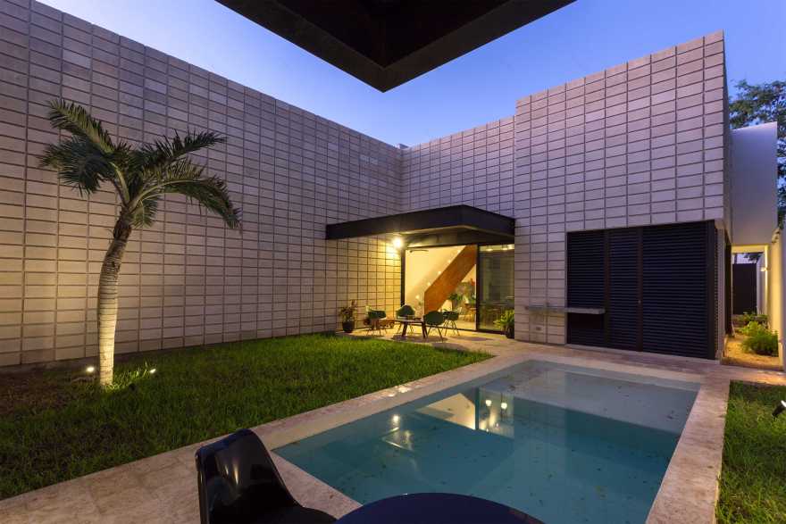 拉查亚 · 手工艺科技之美的现代住宅-25