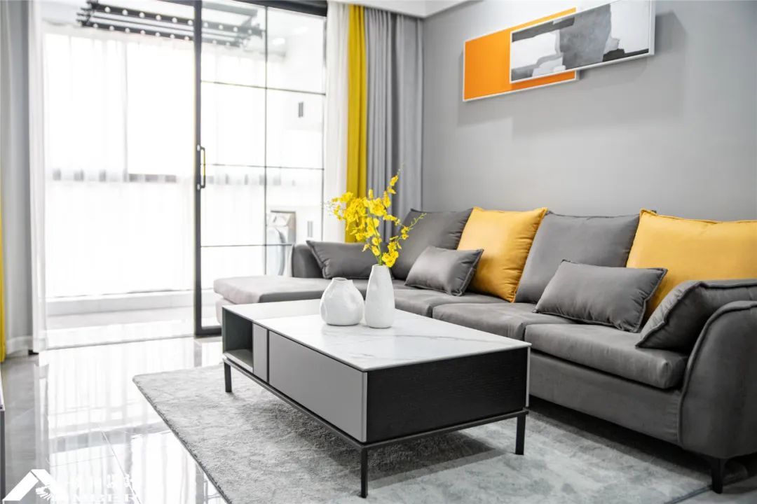 中海凤凰熙岸，现代简约婚房设计，独立衣帽间巧规划-55