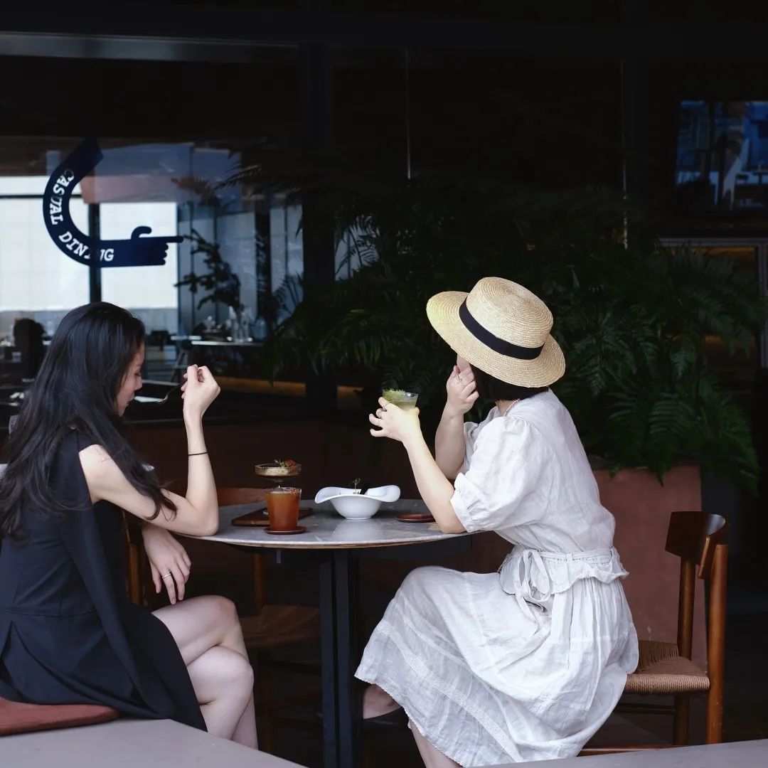 反正下午茶 · 自然与现代交融的室内设计丨中国厦门丨反正建筑事务所-3