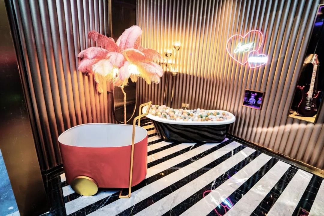 MR.BIG KTV | 多元艺术文化融入娱乐空间的新变革-11