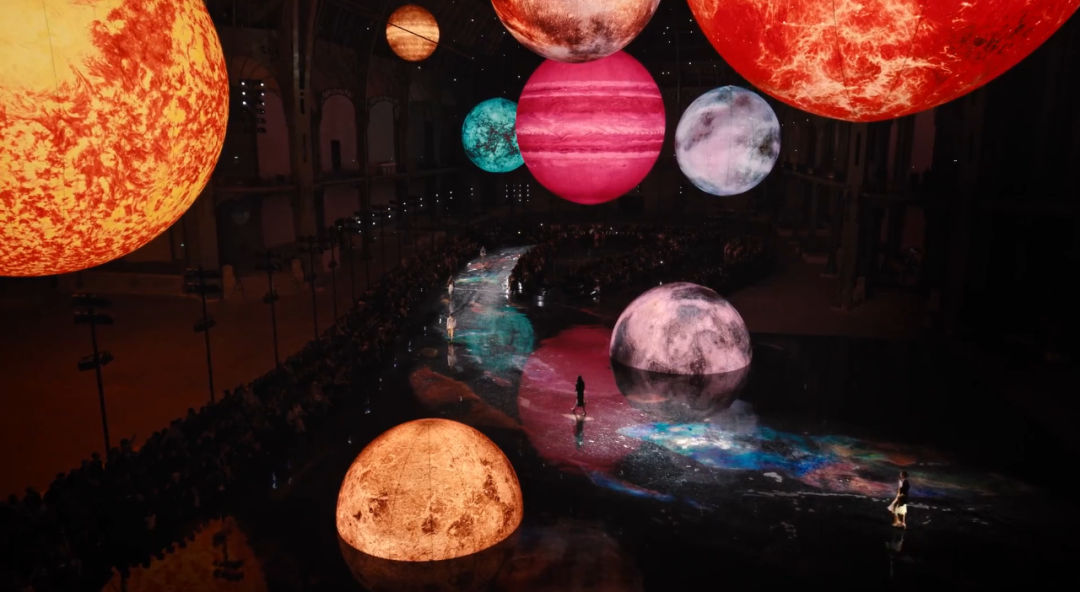 星空舞台重塑香奈儿的永恒-21