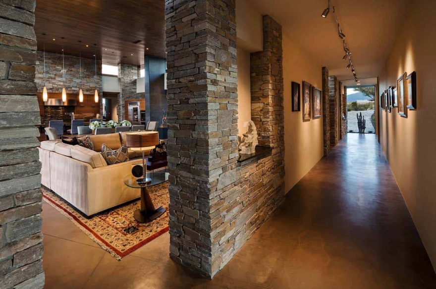 Fascinating modern desert home melds into the Sonoran landscape-19