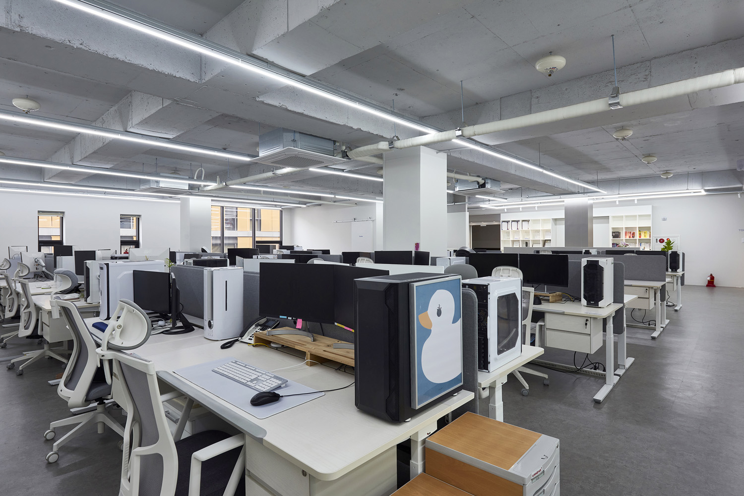 首尔 88 平米现代购物公司办公室室内设计-15