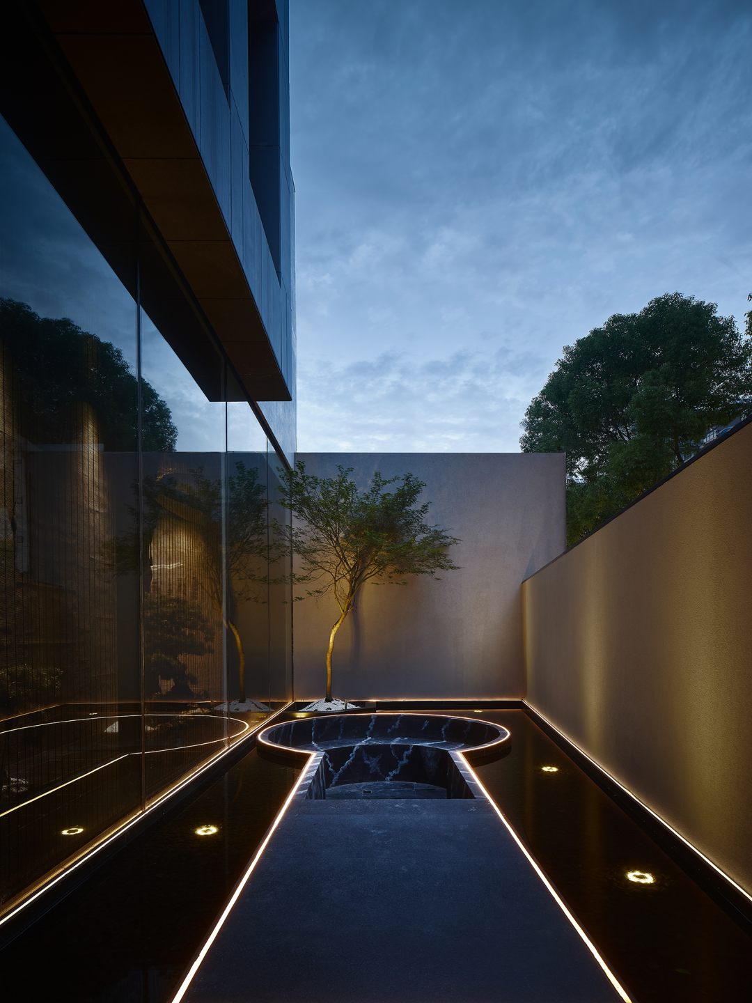 蟾宫折桂·四维空间丨中国宁波丨半杯水设计-5