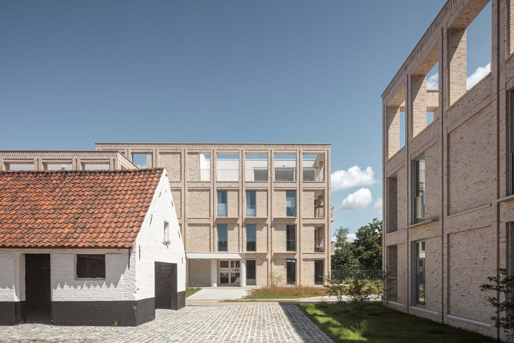 Hutsepotstraat:54 套公寓丨比利时丨WES architects-21