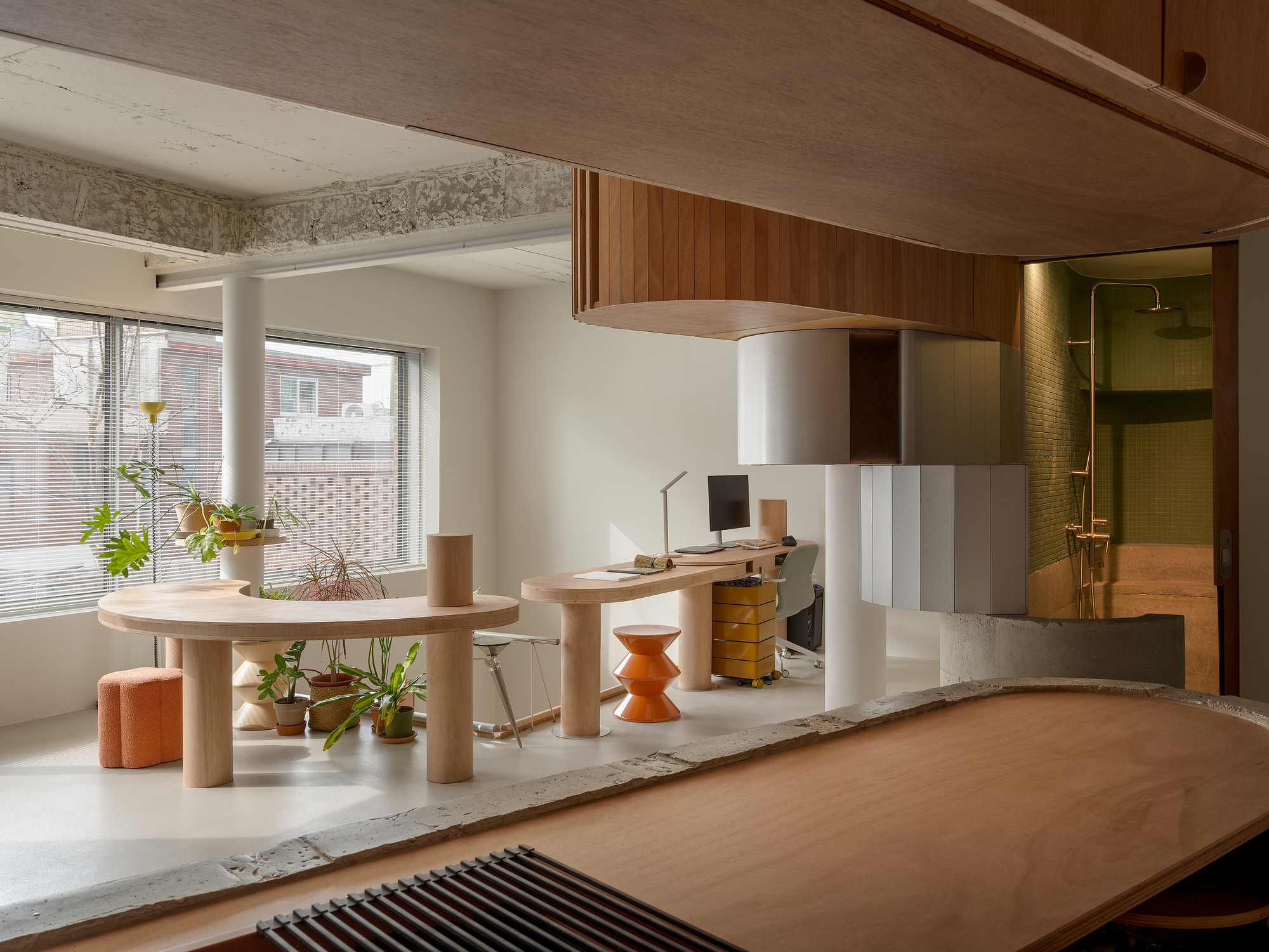 Reinterpreting a 50-Year-Old Building in Myeongnyun-dong丨sukchulmok + BRBB Architects-31