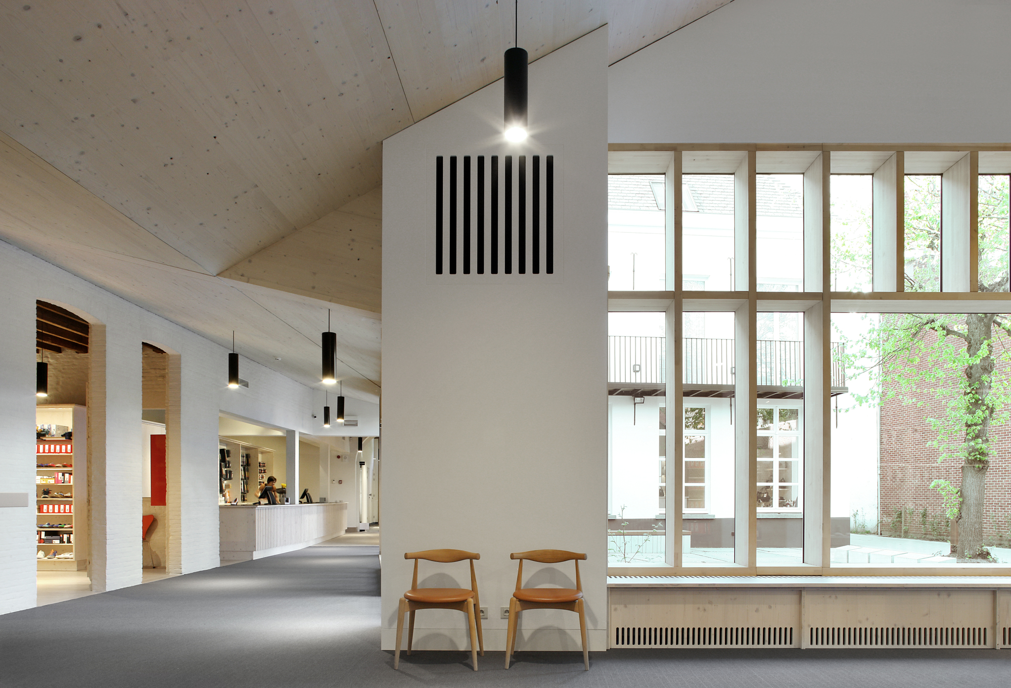 Pedico Shop / murmuur architecten + Robbrecht & Daem architecten-19