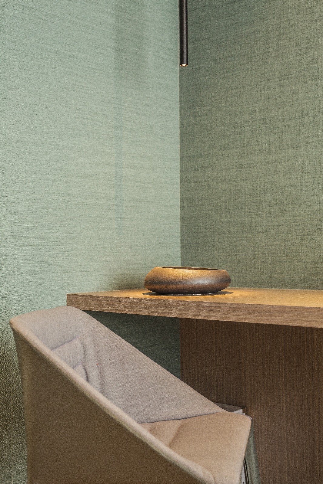 嘉兴144㎡素雅公寓︱越界空间设计-13