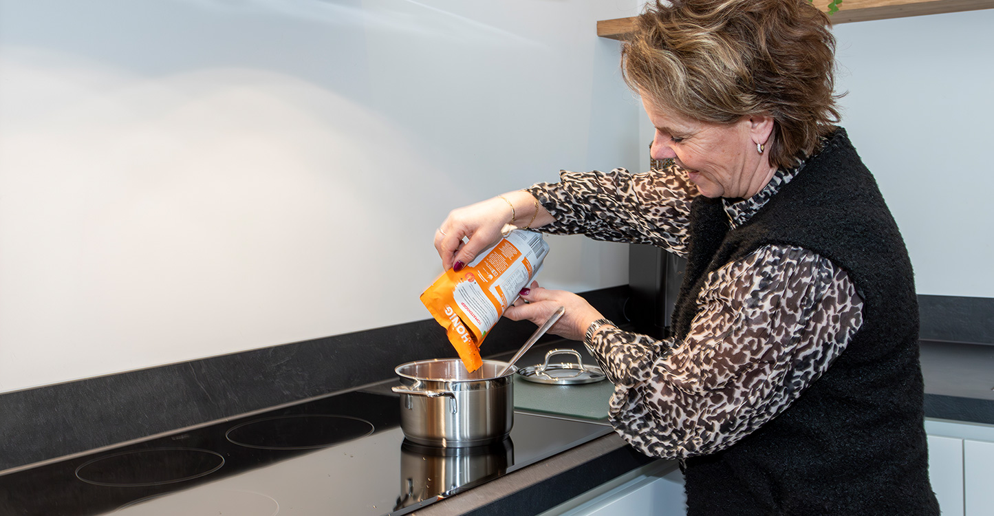 Harderwijk白色无吊柜厨房设计项目丨DB Arma Keukens en Sanitair-0