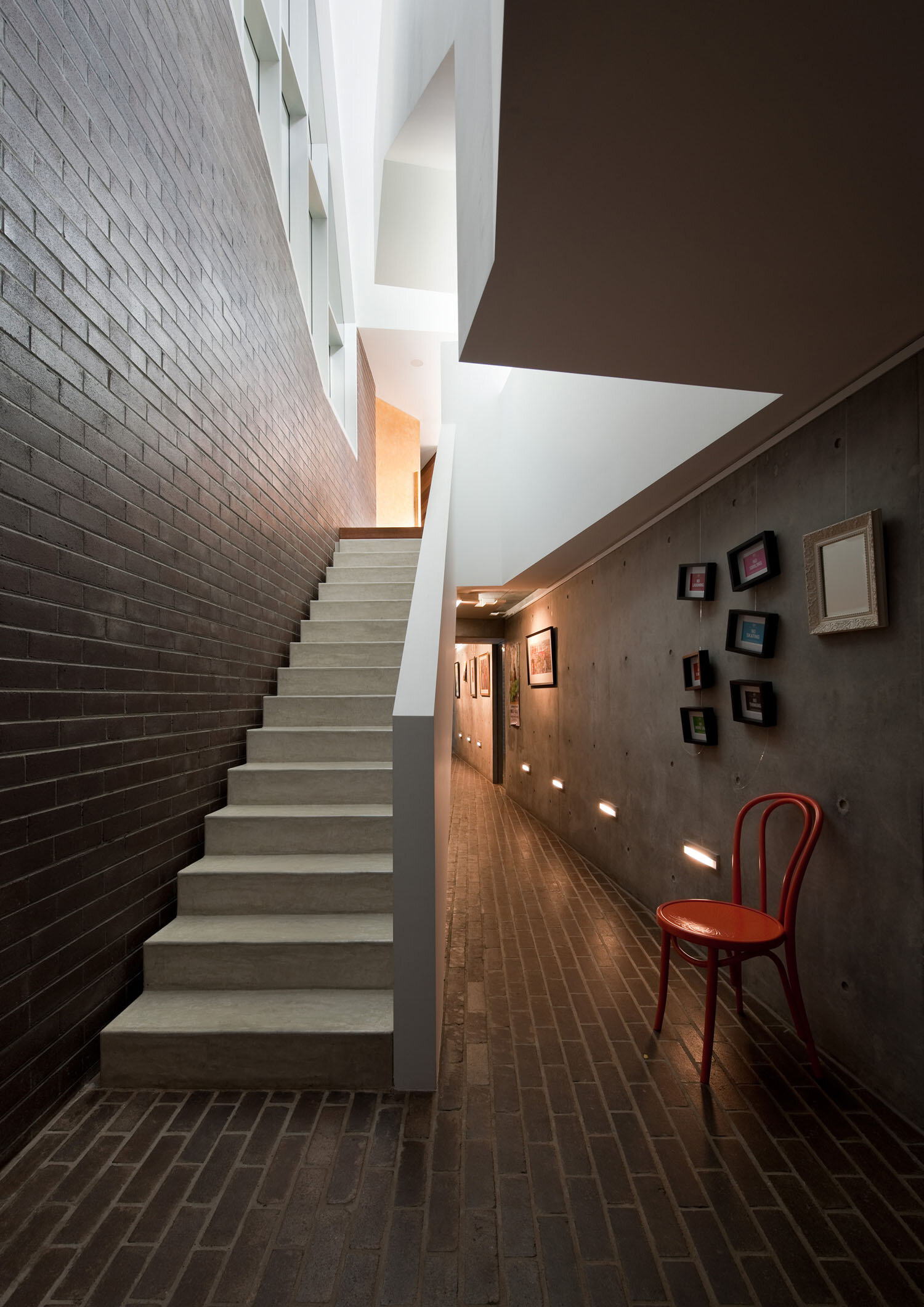 人民代表大会大厦（DPR常见为人民代表大会英文People's Representative Council等的缩写，结合HOUSE推测为相关建筑，具体需根据实际语境确定） 丨MCK Architects-17