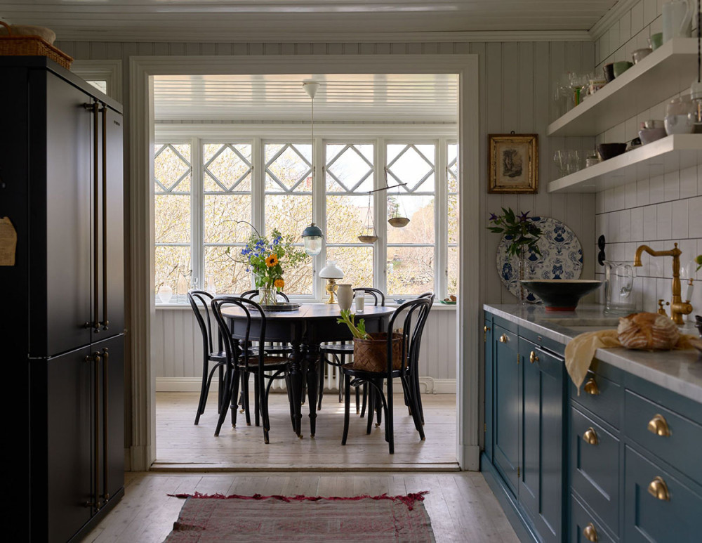 瑞典乡村小屋 | 塔楼与屋顶露台完美融合-8