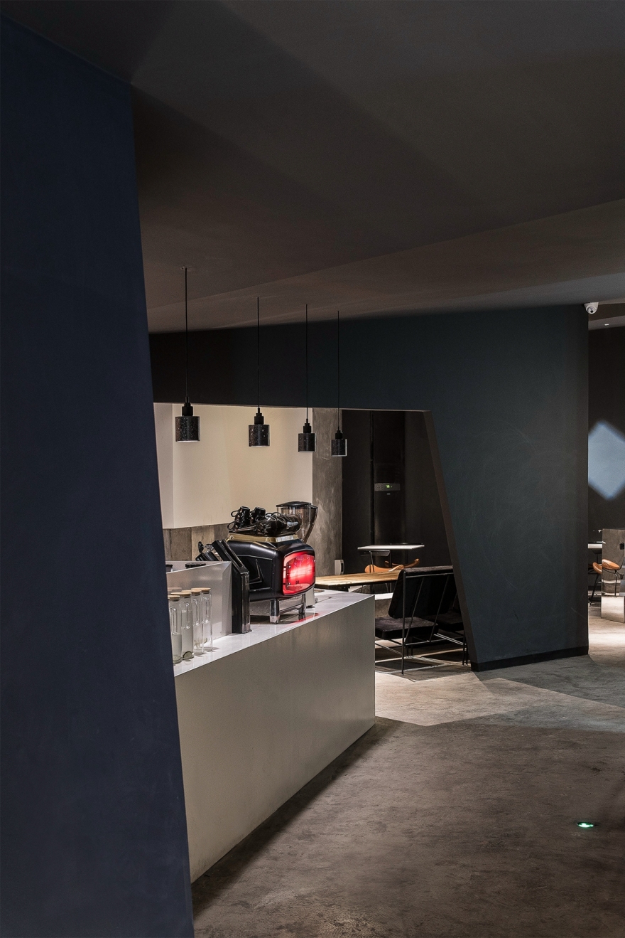 城市夹缝中的变奏彡口空间-12