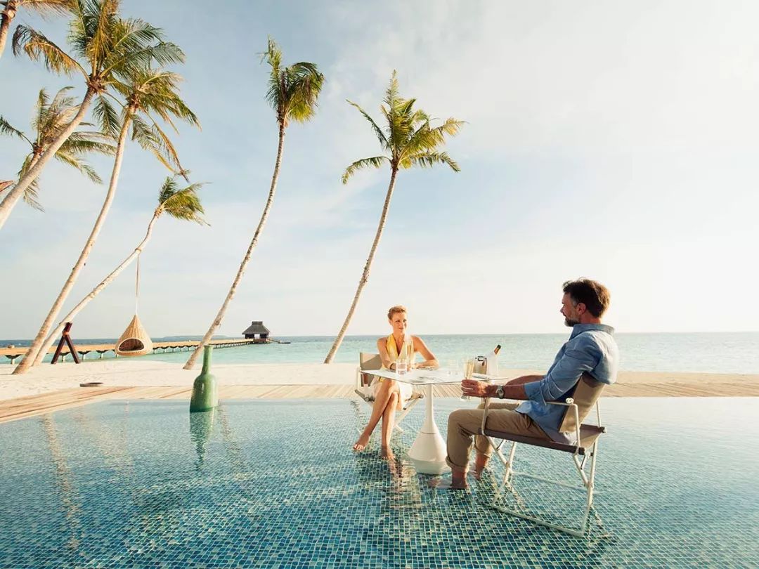 门外汉打造的马尔代夫私岛酒店，设计如何逆袭？-89