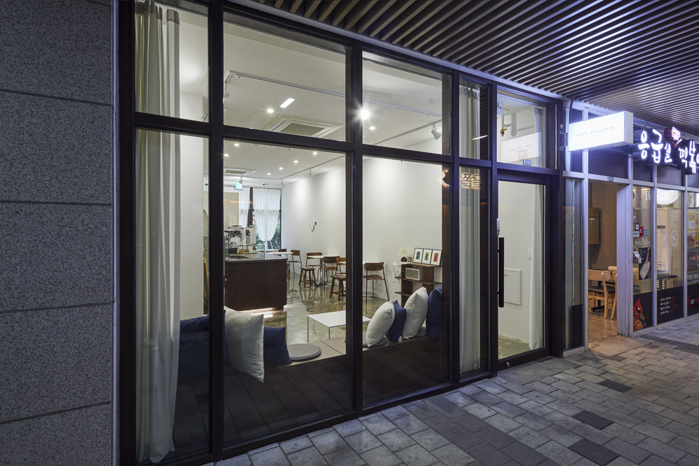 简约风格 12 平米咖啡馆设计-15